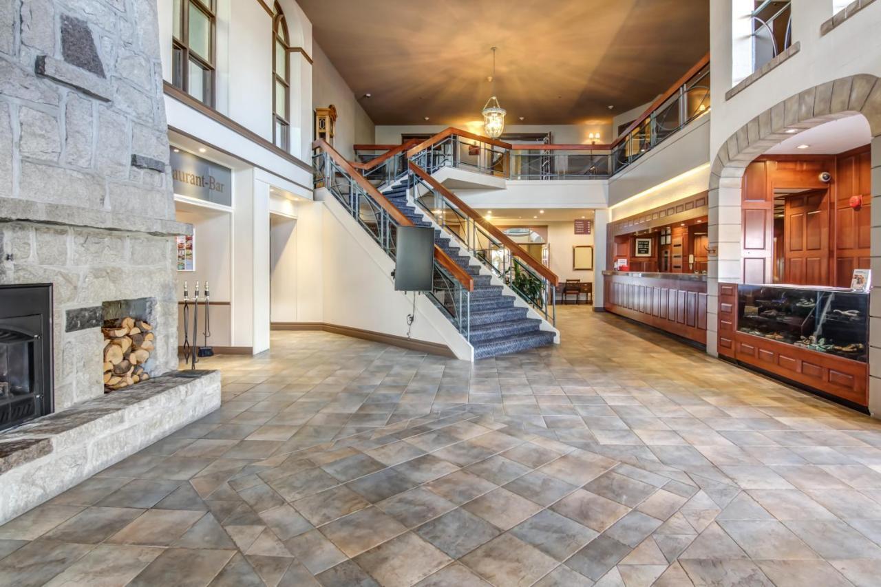La Sagueneenne - Hotel Et Centre De Congres Chicoutimi Екстериор снимка